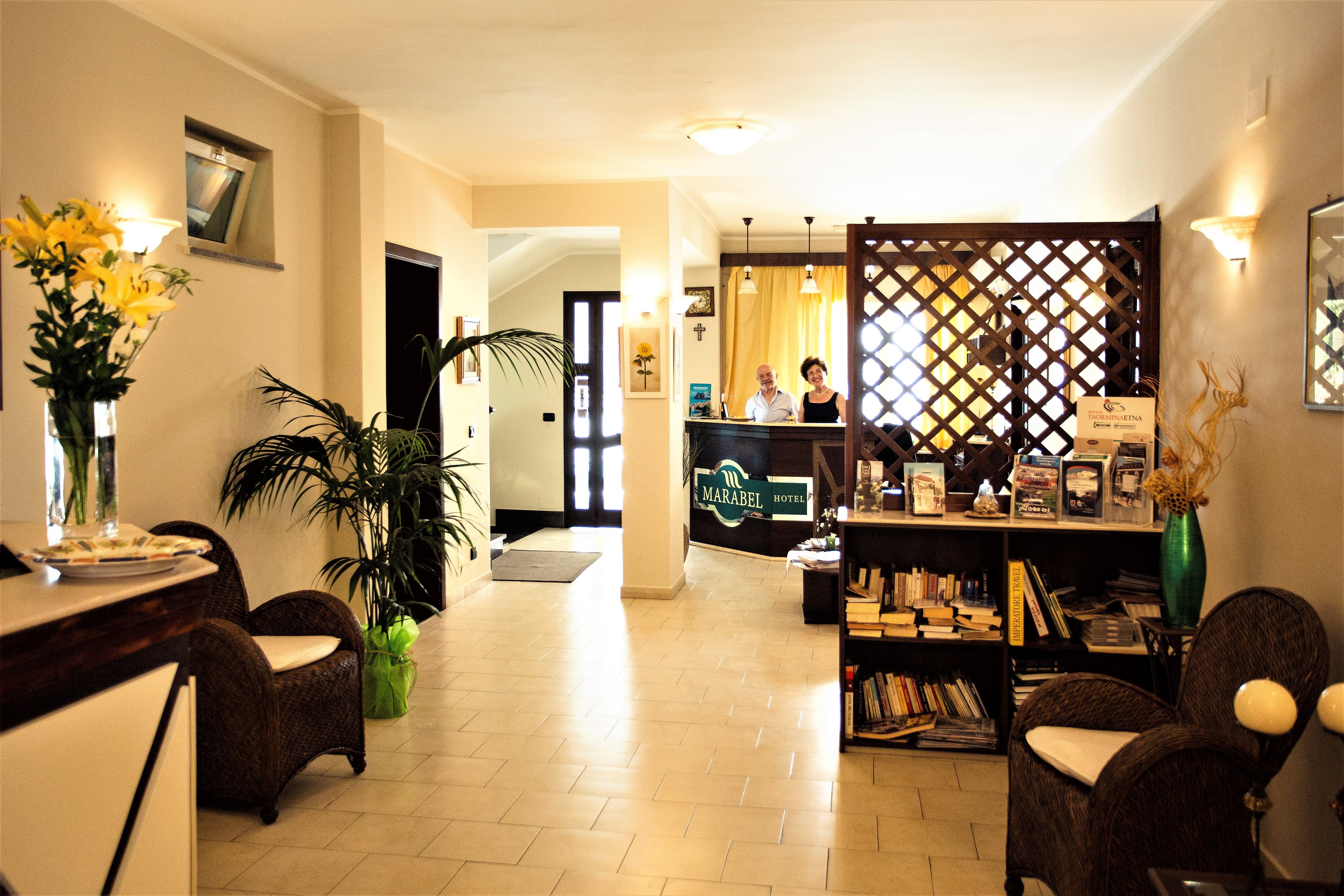 Hotel Marabel Sant'Alessio Siculo Eksteriør billede