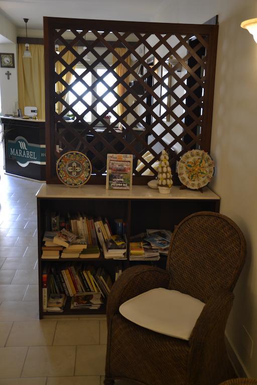 Hotel Marabel Sant'Alessio Siculo Eksteriør billede